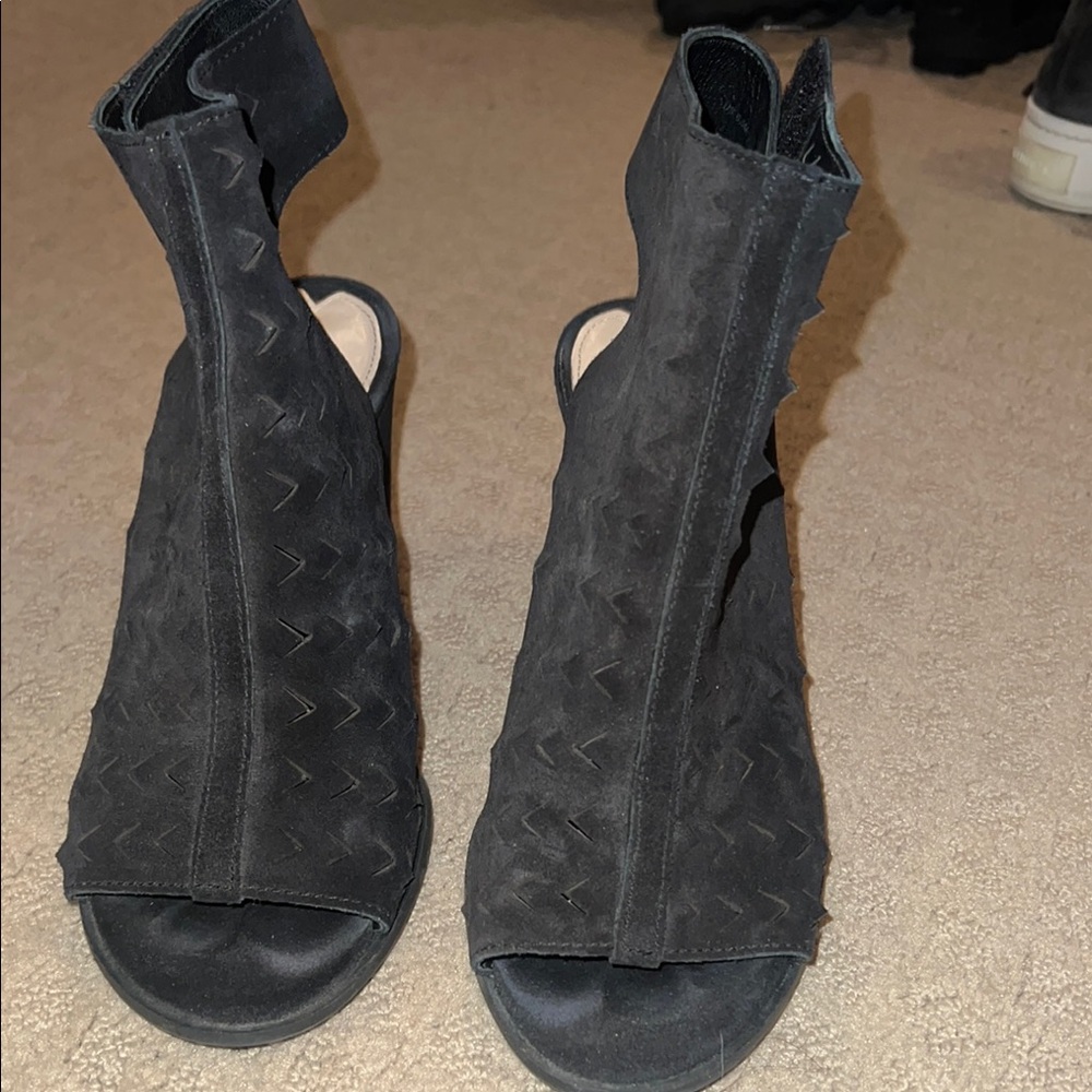 Black Women's Open-Toe Velcro Platform Sandals